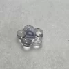 Botón con forma de flor, se sujeta por atrás, transparente con lila, diámetro de 1.5 cm (precio por botón) - Imagen 2