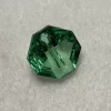 Botón octagonal con relieves, se sujeta por atrás, verde transparente, diámetro de 1.5 cm (precio por botón)