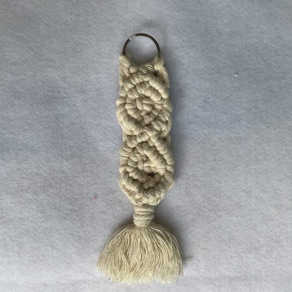 Llavero de macramé