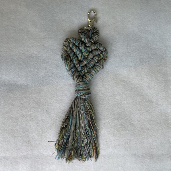 Llavero de macramé