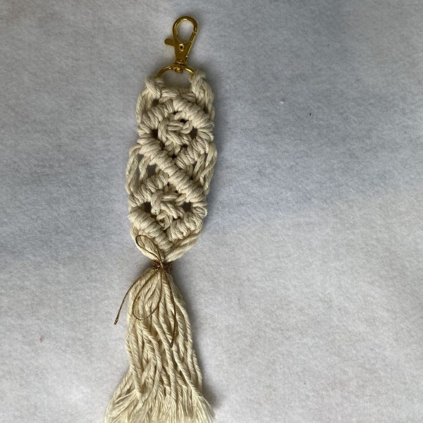 Llavero de macramé