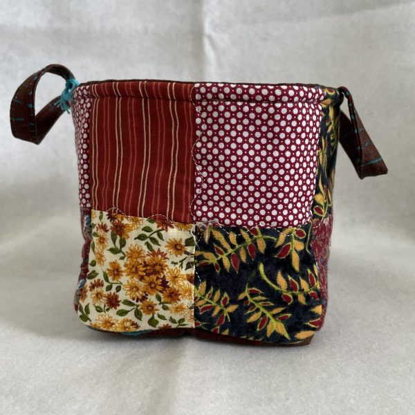 Canasta de tela hecha a mano