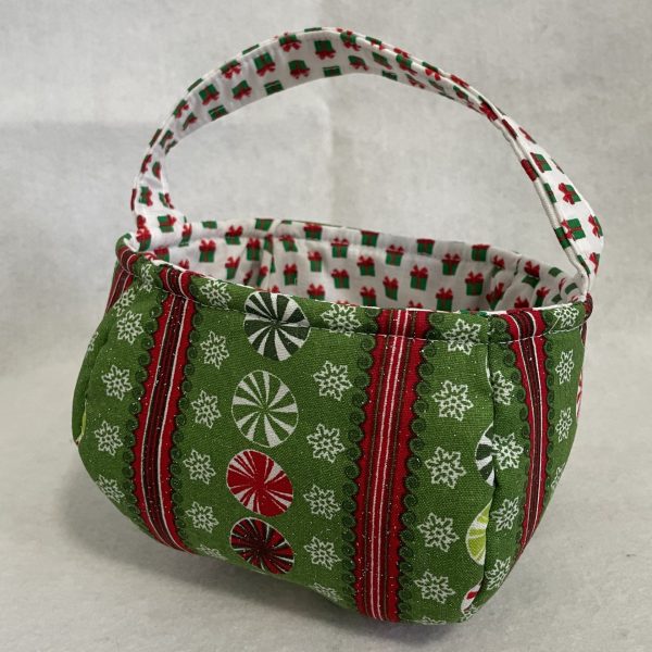 Canasta de tela hecha a mano