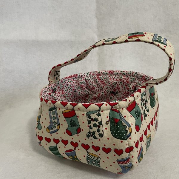 Canasta de tela hecha a mano