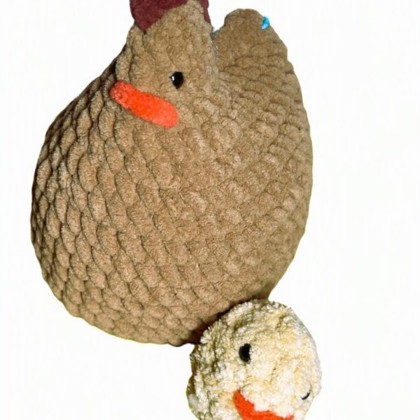 Amigurumi de Gallina con huevo cara de pollo